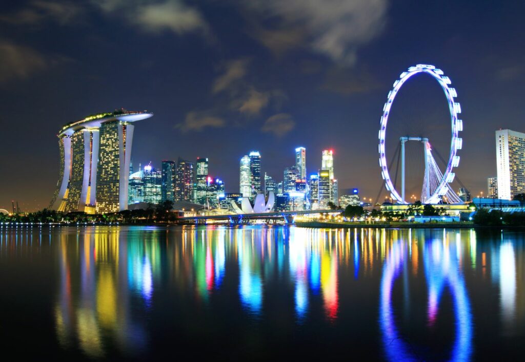 Singapur está entre los 10 países más ricos del mundo 